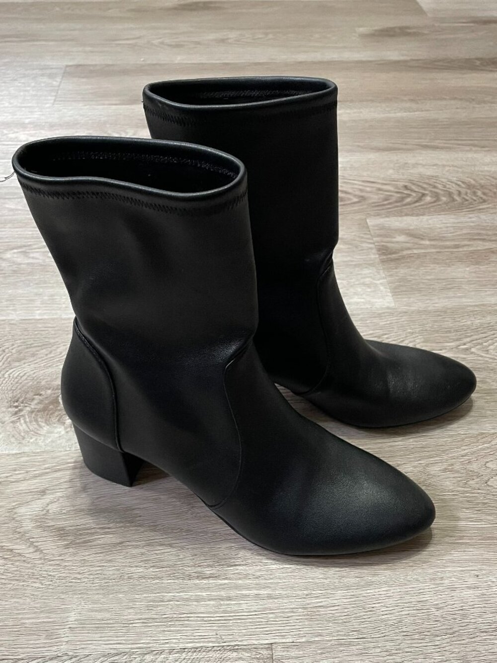 Stuart Weitzman Boots 9